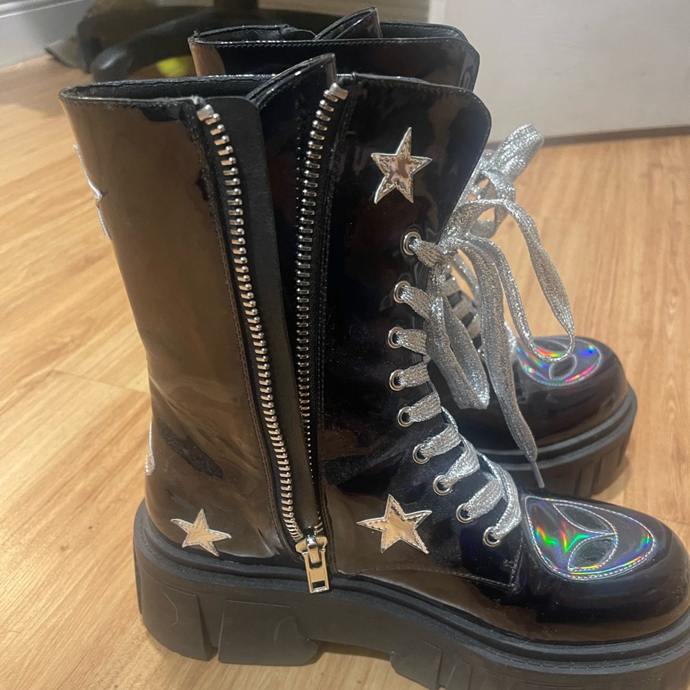 Dollskill Alien Combat boots 8.5